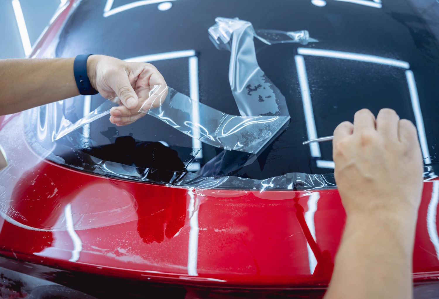 Ochrona na najwyższym poziomie – Odkryj niezastąpioną moc folii PPF dla Twojego samochodu!